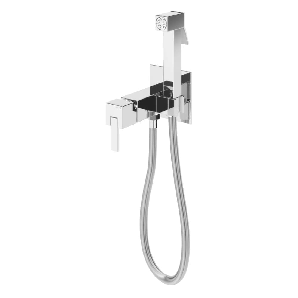 Concealed single lever mixer bidet/toilets. Brass handshower - Quadra